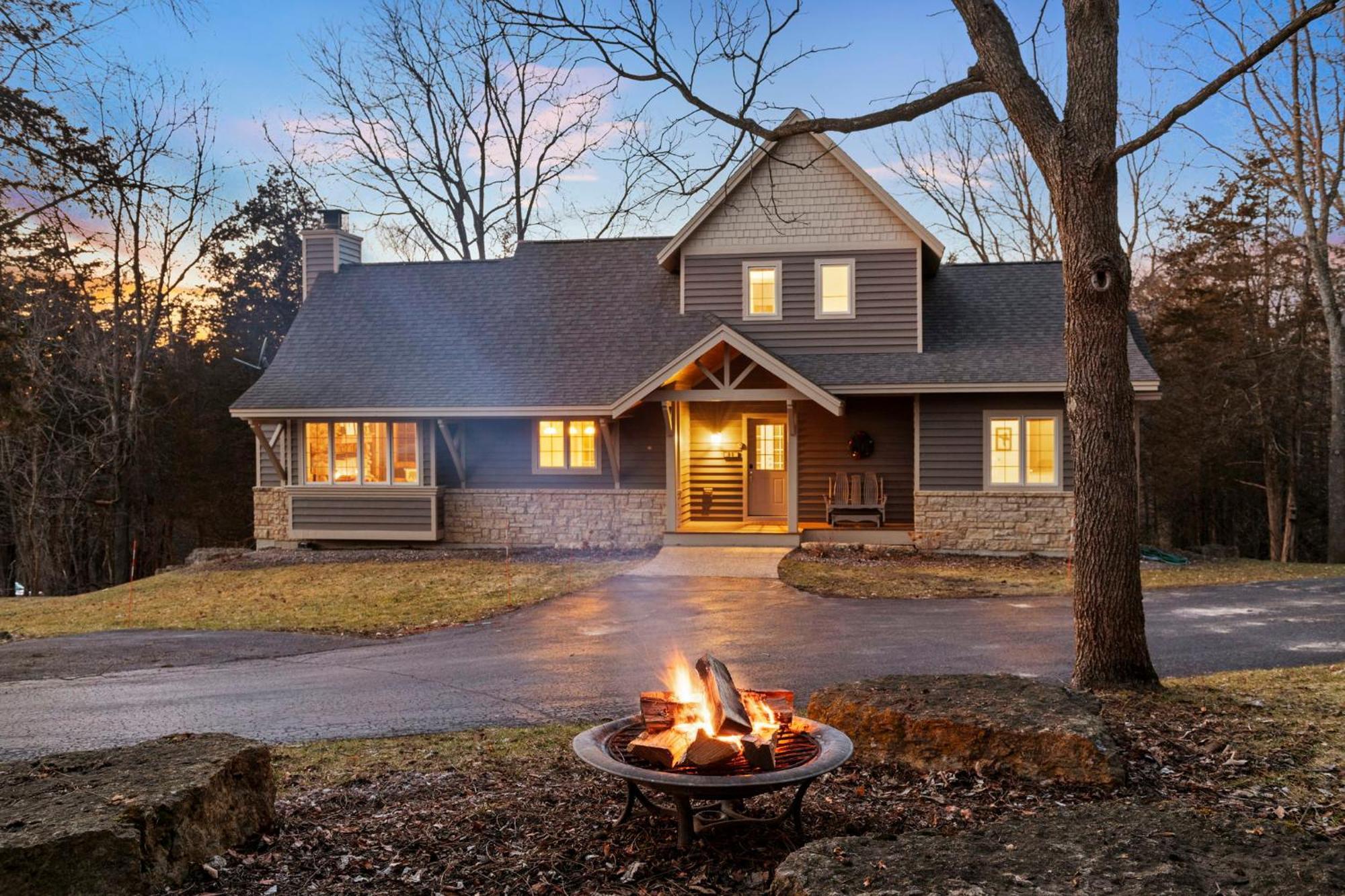 The Lodge, 'North Woods' Style, Boutique Galena Getaway! Екстериор снимка