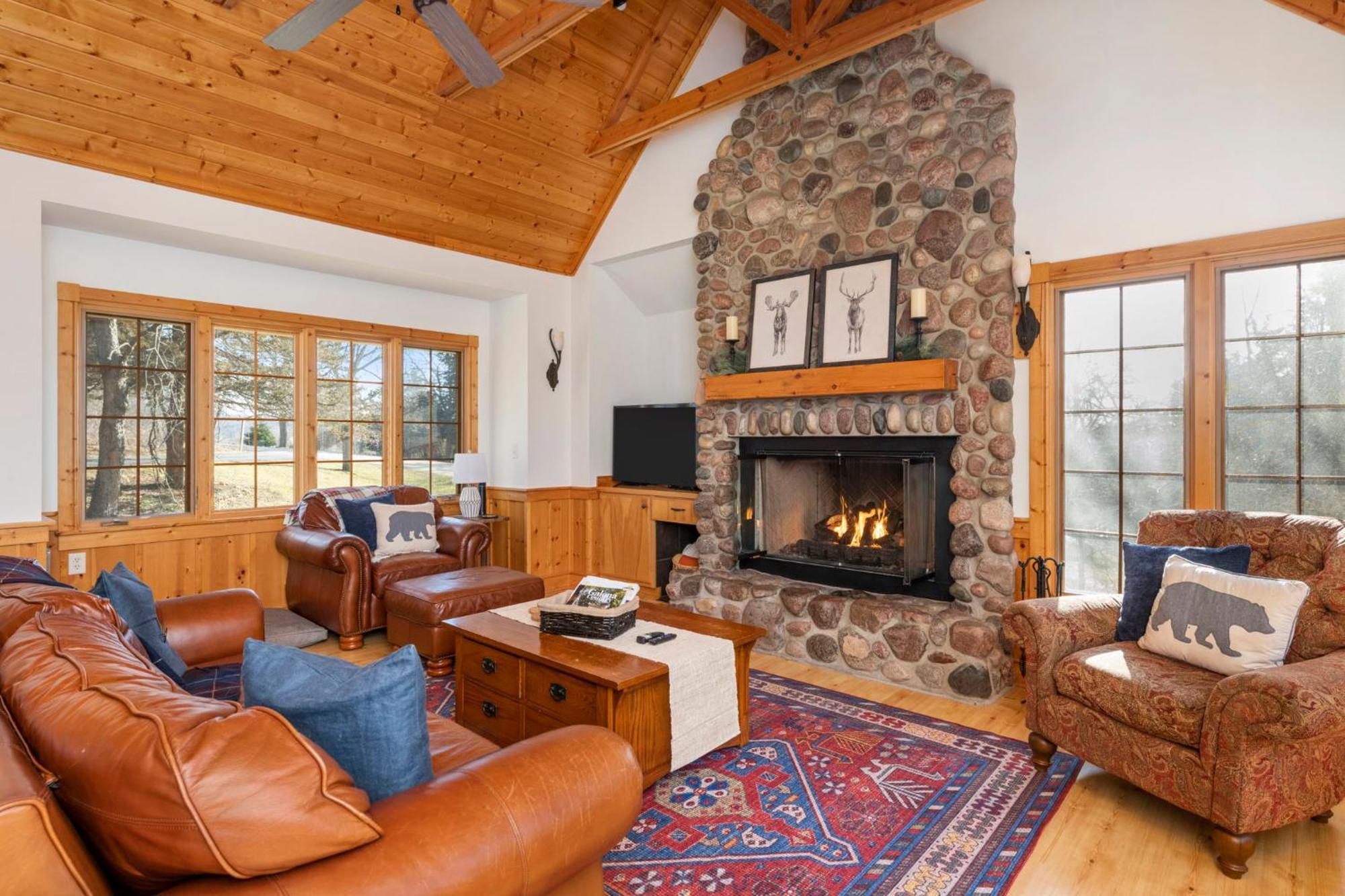 The Lodge, 'North Woods' Style, Boutique Galena Getaway! Екстериор снимка