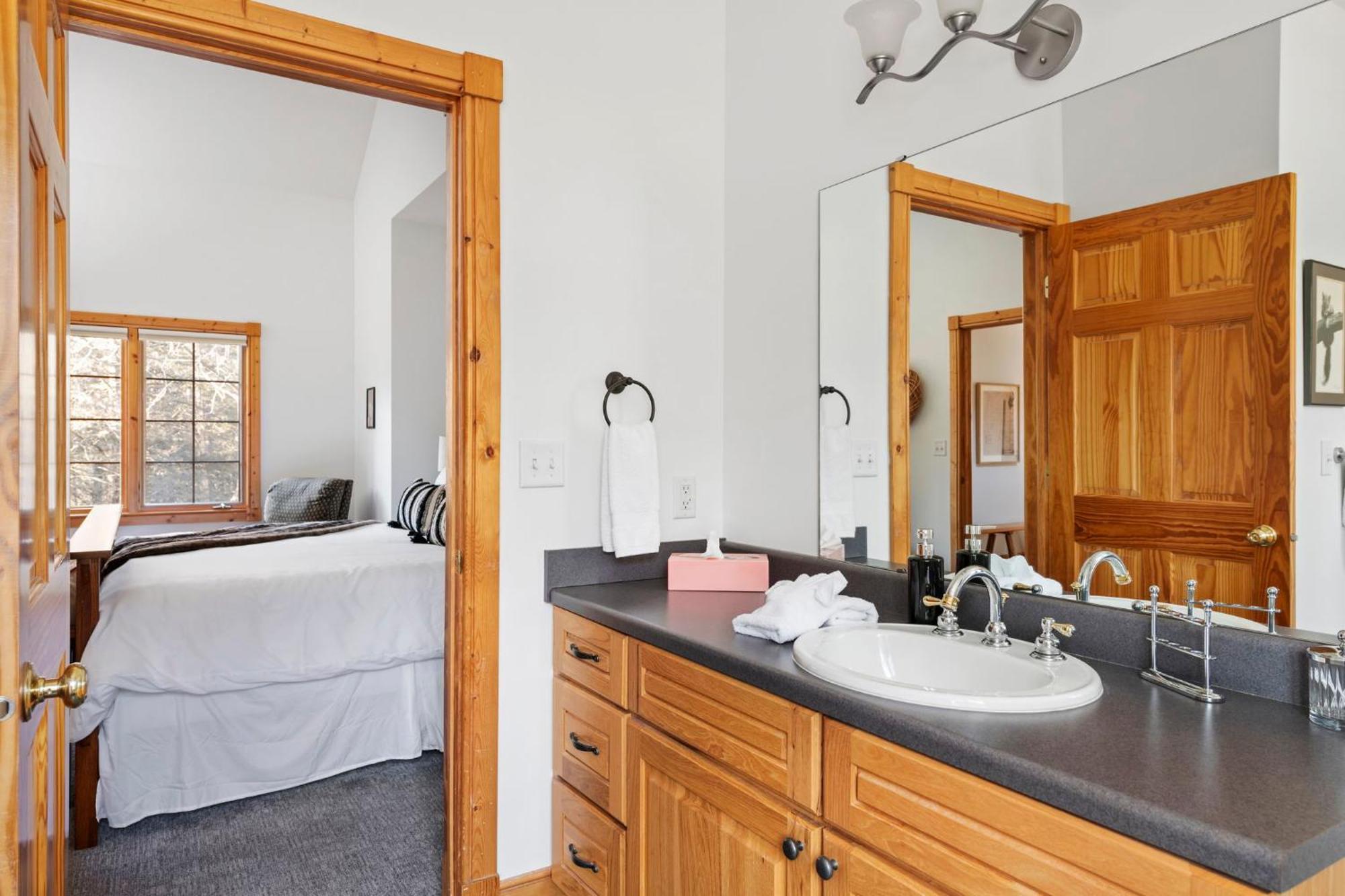 The Lodge, 'North Woods' Style, Boutique Galena Getaway! Екстериор снимка